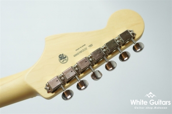 2021 Collection Made in Japan Hybrid II Jazzmaster - Flamingo Pink